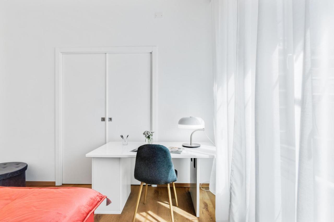 Residenza Dei Poeti - Roomy And Modern Flat Palermo Buitenkant foto