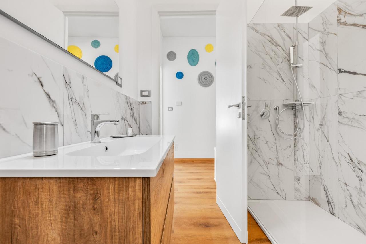 Residenza Dei Poeti - Roomy And Modern Flat Palermo Buitenkant foto