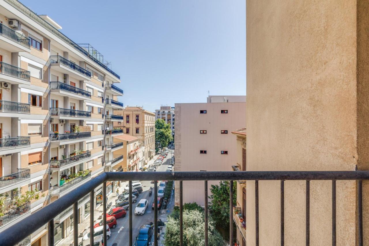Residenza Dei Poeti - Roomy And Modern Flat Palermo Buitenkant foto