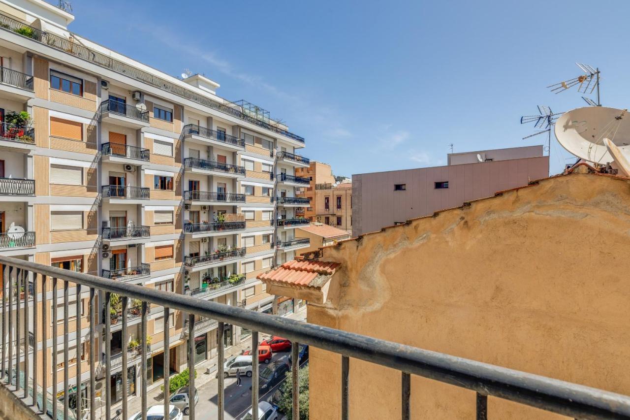 Residenza Dei Poeti - Roomy And Modern Flat Palermo Buitenkant foto